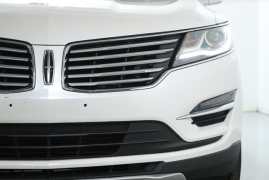 Used 2017 Lincoln MKC 4d SUV AWD Reserve at DriveNow Mayfield near Mayfield Heights, OH