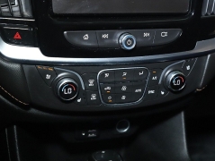 Used 2020  Chevrolet Traverse 4d SUV FWD Premier at DriveNow Mayfield near Mayfield Heights&comma; OH