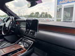 Used 2018 Lincoln Navigator L 4d SUV 4WD Reserve at Drive Now Westlake near Westlake, OH