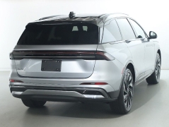 Used 2025  Lincoln Nautilus Reserve AWD at DriveNow Mayfield near Mayfield Heights&comma; OH