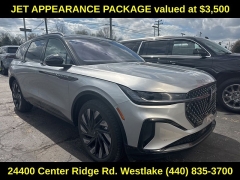 Used 2025  Lincoln Nautilus Reserve AWD at DriveNow Mayfield near Mayfield Heights&comma; OH