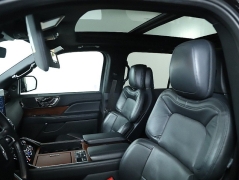 Used 2022  Lincoln Navigator Reserve 4x4 at Drive Now Westlake near Westlake&comma; OH