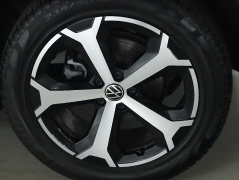 Used 2025  Volkswagen Tiguan 2&period;0T SE FWD at DriveNow Mayfield near Mayfield Heights&comma; OH