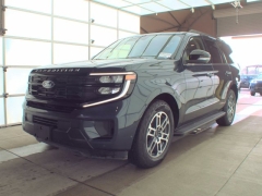 Used 2025  Ford Expedition Active 4x4 at Mike Burkart Ford near Plymouth, WI