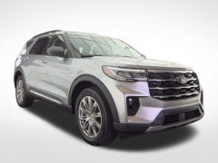 Used 2025 Ford Explorer Active 4WD at Mike Burkart Ford near Plymouth, WI