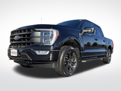 Used 2021  Ford F-150 4WD LARIAT SuperCrew 5&period;5' Box at Mike Burkart Ford near Plymouth&comma; WI