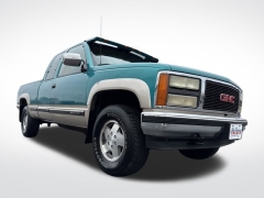 Used 1993  GMC Sierra 1500 4WD Ext Cab SLE at Mike Burkart Ford near Plymouth, WI