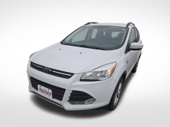 Used 2016 Ford Escape 4d SUV FWD SE at Mike Burkart Ford near Plymouth, WI