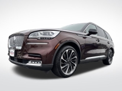 Used 2020  Lincoln Aviator Reserve AWD at Mike Burkart Ford near Plymouth&comma; WI