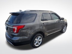 Used 2017 Ford Explorer 4d SUV 4WD XLT at Mike Burkart Ford near Plymouth, WI