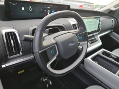 Used 2025  Ford Expedition Platinum 4x4 at Mike Burkart Ford near Plymouth, WI