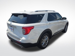 Used 2022 Ford Explorer Limited 4WD at Mike Burkart Ford near Plymouth, WI