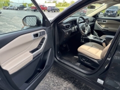 Used 2022 Ford Explorer XLT 4WD at Mike Burkart Ford near Plymouth, WI