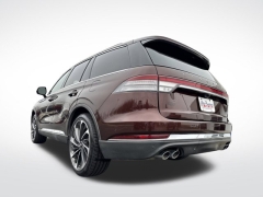 Used 2020  Lincoln Aviator Reserve AWD at Mike Burkart Ford near Plymouth&comma; WI