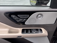 Used 2020  Lincoln Aviator Reserve AWD at Mike Burkart Ford near Plymouth&comma; WI