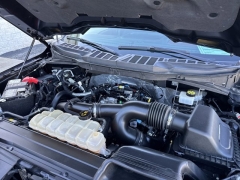 Used 2021  Ford F-150 4WD LARIAT SuperCrew 5&period;5' Box at Mike Burkart Ford near Plymouth&comma; WI