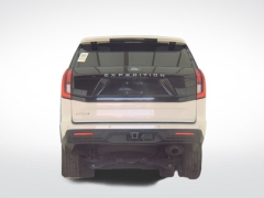 Used 2025  Ford Expedition Active 4x4 at Mike Burkart Ford near Plymouth&comma; WI