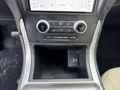 Used 2024  Ford Edge SEL AWD at Mike Burkart Ford near Plymouth&comma; WI