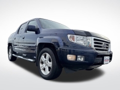 Used 2013  Honda Ridgeline Crew Cab RTL at Mike Burkart Ford near Plymouth&comma; WI