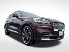 Used 2020  Lincoln Aviator Reserve AWD at Mike Burkart Ford near Plymouth&comma; WI