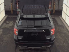 Used 2022  Ford Explorer XLT 4WD at Mike Burkart Ford near Plymouth, WI