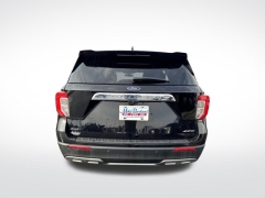 Used 2022  Ford Explorer XLT 4WD at Mike Burkart Ford near Plymouth&comma; WI