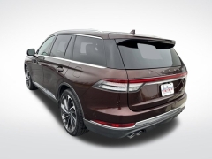 Used 2020  Lincoln Aviator Reserve AWD at Mike Burkart Ford near Plymouth&comma; WI