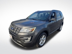 Used 2017 Ford Explorer 4d SUV 4WD XLT at Mike Burkart Ford near Plymouth, WI