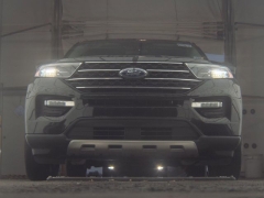 Used 2022  Ford Explorer XLT 4WD at Mike Burkart Ford near Plymouth, WI