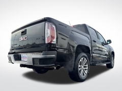 Used 2015  GMC Canyon 4WD Crew Cab SLE at Mike Burkart Ford near Plymouth&comma; WI