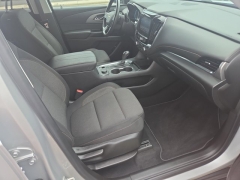 Used 2020 Chevrolet Traverse 4d SUV FWD LT Cloth w/1LT at Mike Burkart Ford near Plymouth, WI