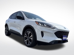 Used 2022  Ford Escape SE Hybrid AWD at Mike Burkart Ford near Plymouth, WI