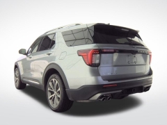 Used 2025  Ford Explorer Platinum 4WD at Mike Burkart Ford near Plymouth&comma; WI