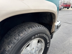 Used 1993  GMC Sierra 1500 4WD Ext Cab SLE at Mike Burkart Ford near Plymouth, WI