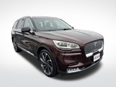 Used 2020  Lincoln Aviator Reserve AWD at Mike Burkart Ford near Plymouth&comma; WI