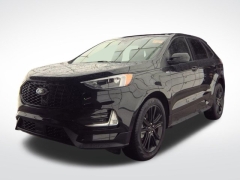 2023 Ford Edge SEL AWD at Mike Burkart Ford near Plymouth, WI