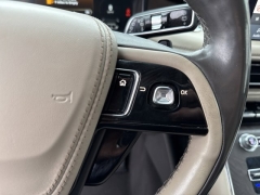 Used 2020  Lincoln Aviator Reserve AWD at Mike Burkart Ford near Plymouth&comma; WI