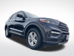 Used 2022  Ford Explorer XLT 4WD at Mike Burkart Ford near Plymouth&comma; WI