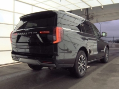 Used 2025  Ford Expedition Platinum 4x4 at Mike Burkart Ford near Plymouth, WI