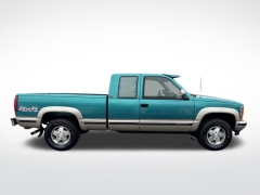 Used 1993  GMC Sierra 1500 4WD Ext Cab SLE at Mike Burkart Ford near Plymouth, WI