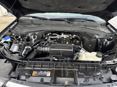 Used 2022  Ford Explorer XLT 4WD at Mike Burkart Ford near Plymouth&comma; WI