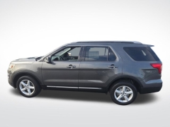 Used 2017 Ford Explorer 4d SUV 4WD XLT at Mike Burkart Ford near Plymouth, WI