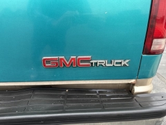 Used 1993  GMC Sierra 1500 4WD Ext Cab SLE at Mike Burkart Ford near Plymouth, WI