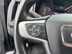 Used 2015  GMC Canyon 4WD Crew Cab SLE at Mike Burkart Ford near Plymouth&comma; WI