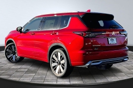 New 2025  Mitsubishi Outlander SEL FWD at The Gilstrap Family Dealerships near Easley&comma; SC