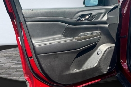 Used 2023  GMC Acadia AWD 4dr SLT at The Gilstrap Family Dealerships near Easley, SC