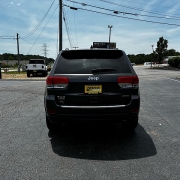 Used 2015  Jeep Grand Cherokee 4d SUV 4WD Limited at The Truck Farm near Easley&comma; SC