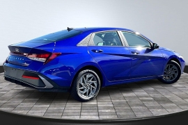Used 2024  Hyundai Elantra SEL IVT at The Gilstrap Family Dealerships near Easley&comma; SC