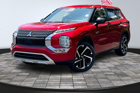 Used 2024 Mitsubishi Outlander Plug-In Hybrid SE S-AWC at Easley Truck Farm near Easley, SC