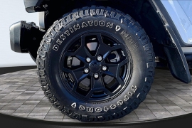 Used 2021  Jeep Gladiator Sport 4x4 at The Gilstrap Family Dealerships near Easley&comma; SC